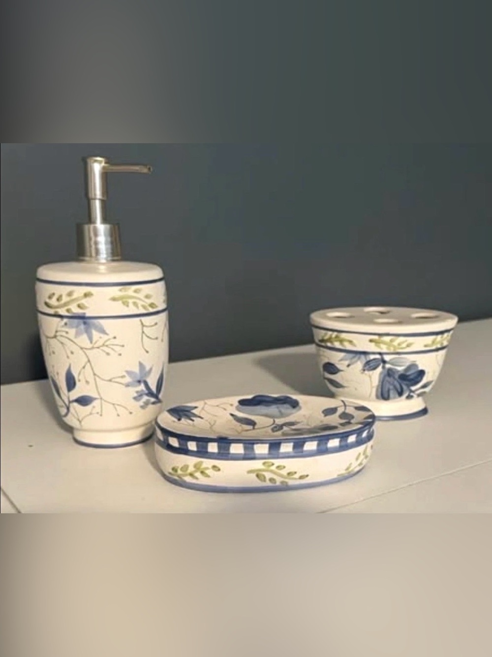 Blue Green Floral Ceramic Soap Dish Toothbrush Holder Accessories Set of 3